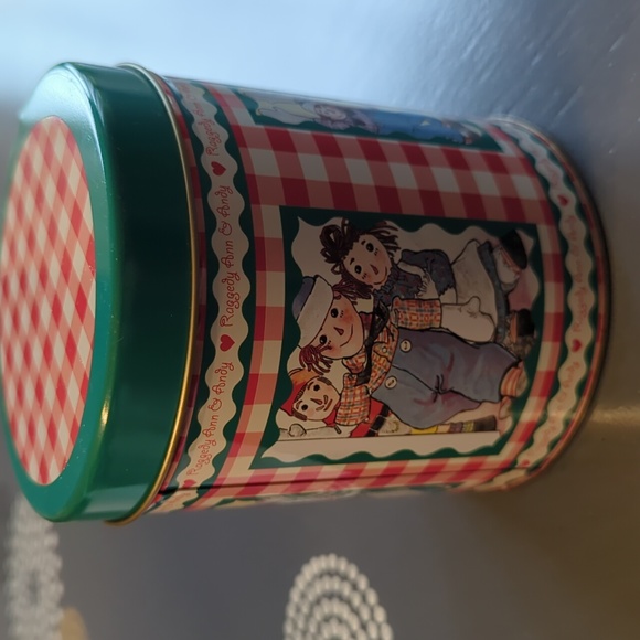 Raggedy & Ann Tin - Picture 3 of 4